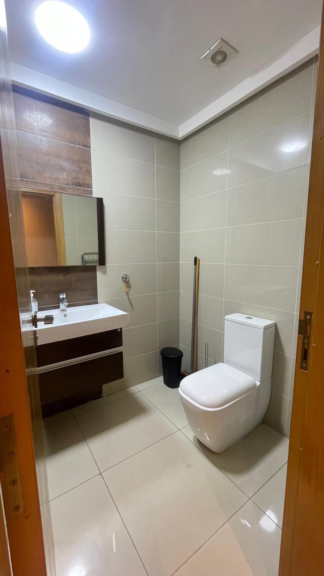 Chic & Secure * Casa Blanca